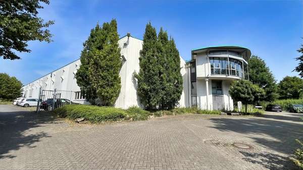 Büro und Halle, 3. + 4. BA Büro und Halle, 3. + 4. BA - Halle in 49124 Georgsmarienhütte mit 7150m² kaufen