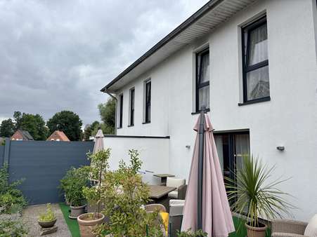 Terrasse Terrasse - Doppelhaushälfte in 49584 Fürstenau mit 111m² kaufen