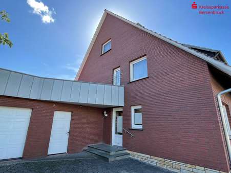 Giebel, Nebeneingang - Einfamilienhaus in 49584 Fürstenau mit 171m² günstig kaufen