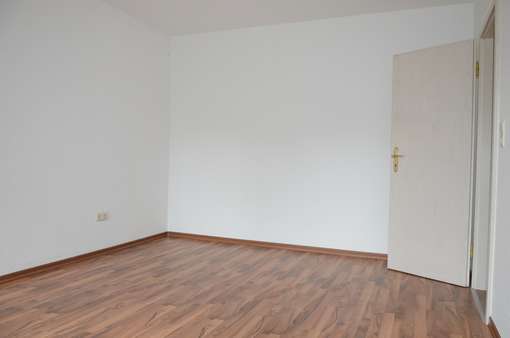 Schlafzimmer - Erdgeschosswohnung in 49610 Quakenbrück mit 77m² günstig kaufen