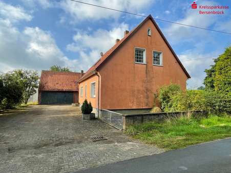 Ansicht Auffahrt, Giebel - Einfamilienhaus in 49594 Alfhausen mit 137m² kaufen