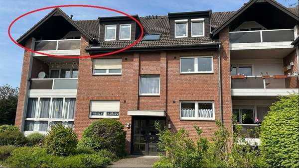 Straßenseite Wohnung markiert Straßenseite Wohnung markiert - Dachgeschosswohnung in 49324 Melle mit 72m² als Kapitalanlage kaufen