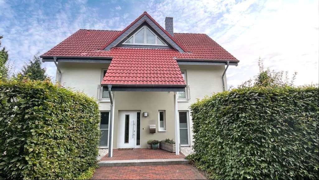 Doppelhaushälfte in 49324 Melle mit 180m² kaufen