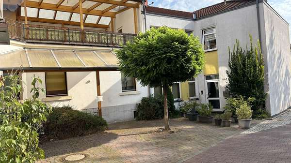 null - Wohn- / Geschäftshaus in 49324 Melle mit 340m² als Kapitalanlage kaufen