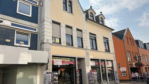 null - Wohn- / Geschäftshaus in 49324 Melle mit 340m² als Kapitalanlage kaufen