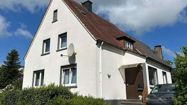 Zweifamilienhaus in 49326 Melle mit 208m² kaufen