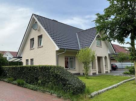 Giebelansicht - Einfamilienhaus in 49733 Haren mit 134m² kaufen