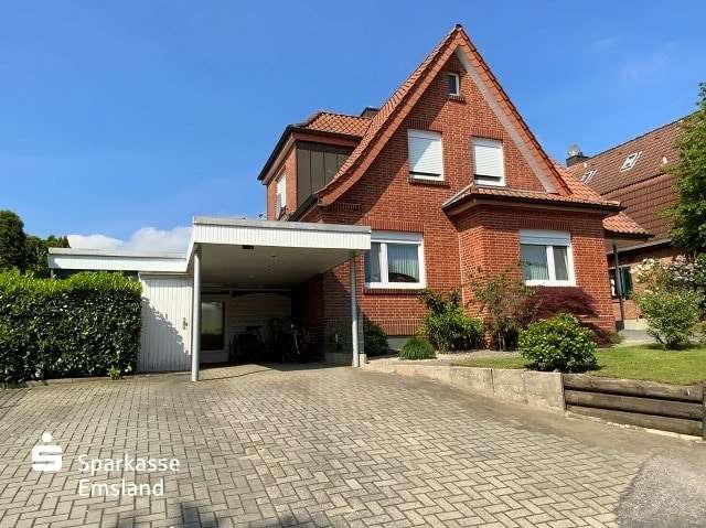 Straßenansicht - Einfamilienhaus in 49808 Lingen mit 167m² kaufen