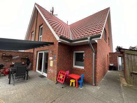 Rückansicht Rückansicht - Zweifamilienhaus in 49716 Meppen mit 216m² kaufen
