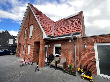 Vorderansicht Vorderansicht - Zweifamilienhaus in 49716 Meppen mit 216m² kaufen