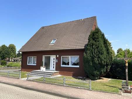 Seitenansicht Seitenansicht - Einfamilienhaus in 49762 Lathen mit 177m² kaufen