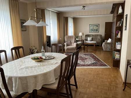 Wohn- und Esszimmer - Einfamilienhaus in 26892 Lehe mit 156m² kaufen