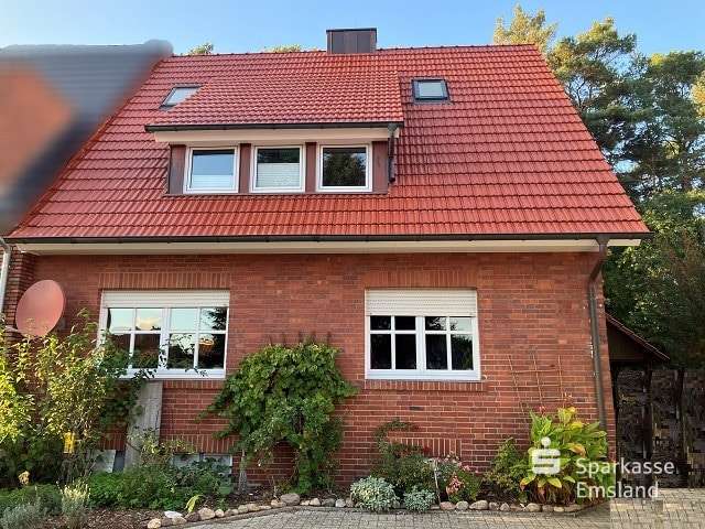 Straßenansicht - Doppelhaushälfte in 49808 Lingen mit 110m² günstig kaufen