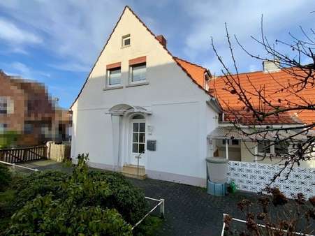 Giebelansicht - Doppelhaushälfte in 49809 Lingen mit 100m² günstig kaufen