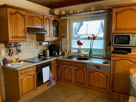 Küche - Zweifamilienhaus in 26810 Westoverledingen mit 200m² kaufen