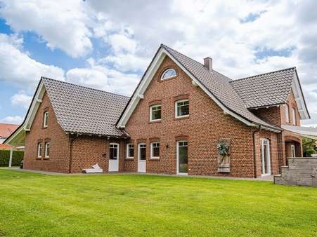 Rückansicht Rückansicht - Einfamilienhaus in 48480 Spelle mit 240m² kaufen