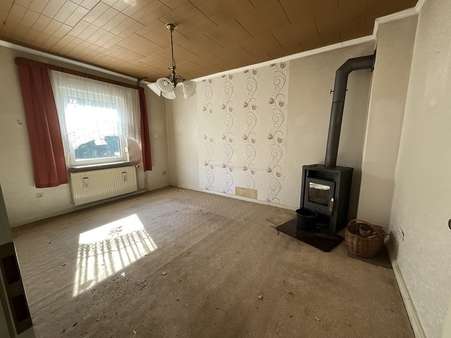 Wohnzimmer - Reihenmittelhaus in 49767 Twist mit 85m² kaufen