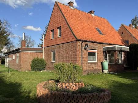 Vorderansicht - Einfamilienhaus in 49733 Haren mit 104m² kaufen
