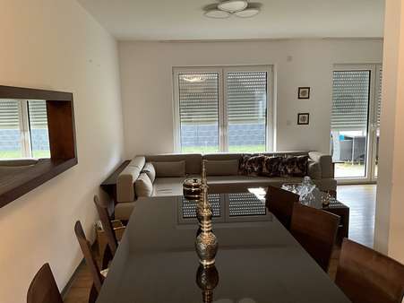 Wohn- und Esszimmer - Zweifamilienhaus in 26899 Rhede mit 209m² kaufen