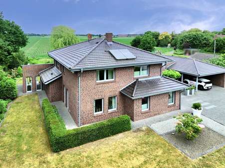 Einfamilienhaus in 49824 Emlichheim mit 244m² kaufen