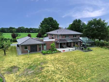 Einfamilienhaus in 49824 Emlichheim mit 244m² kaufen