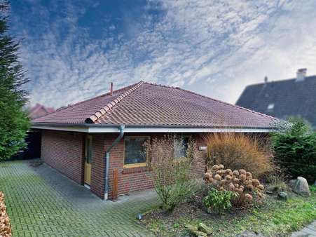 Vorderansicht - Bungalow in 48531 Nordhorn mit 164m² kaufen