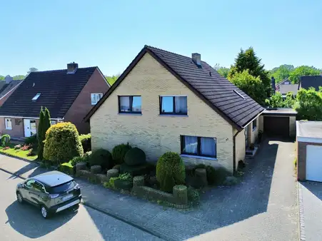 Großzügiges Einfamilienhaus in schöner Wohnlage von Nordhorn-Bookholt
