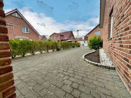 Auffahrt Auffahrt - Einfamilienhaus in 48455 Bad Bentheim mit 167m² kaufen