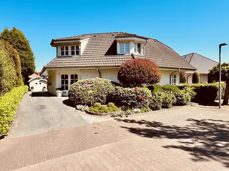 Großzügiges Einfamilienhaus mit gehobener Ausstattung in absoluter Top-Wohnlage von Nordhorn