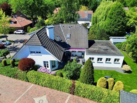 Vogelperspektive Vogelperspektive - Einfamilienhaus in 48527 Nordhorn mit 170m² kaufen