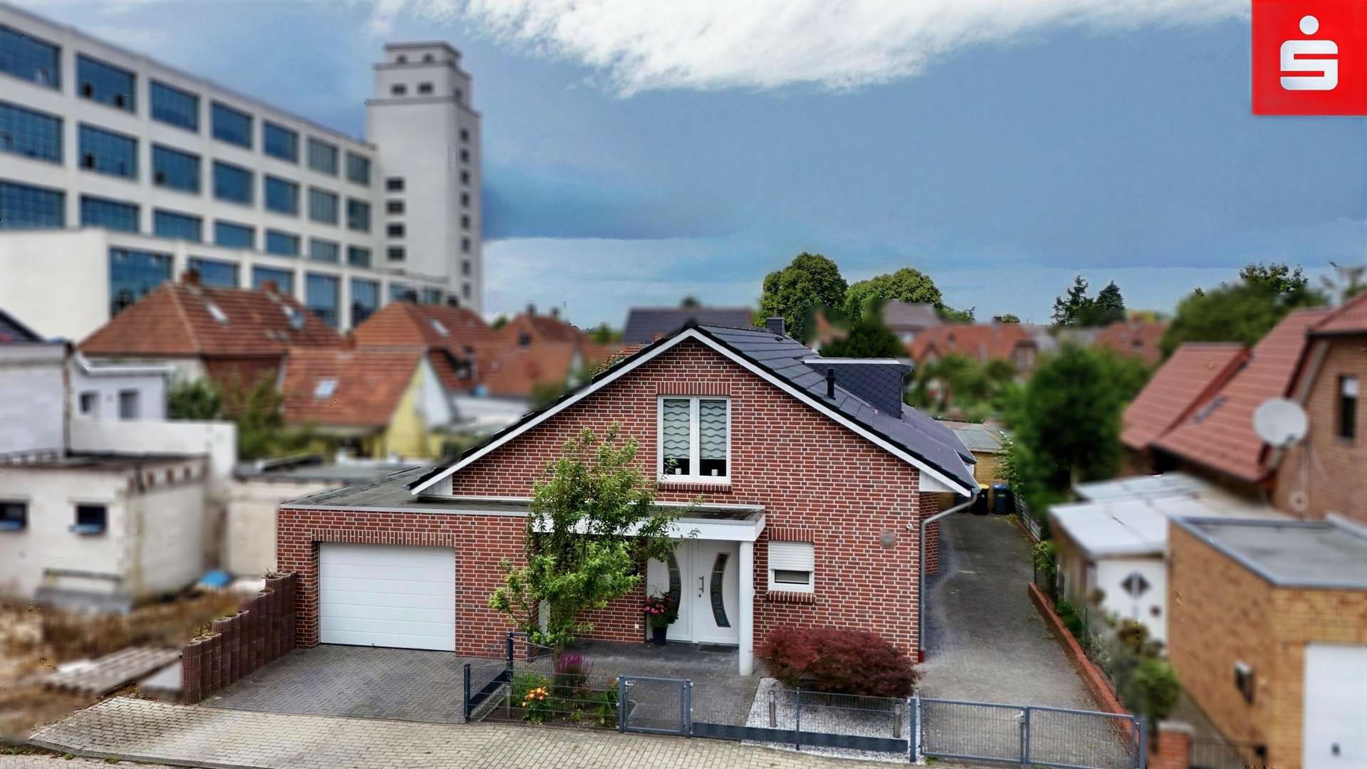 Außenansicht vorne - Einfamilienhaus in 48529 Nordhorn mit 195m² kaufen