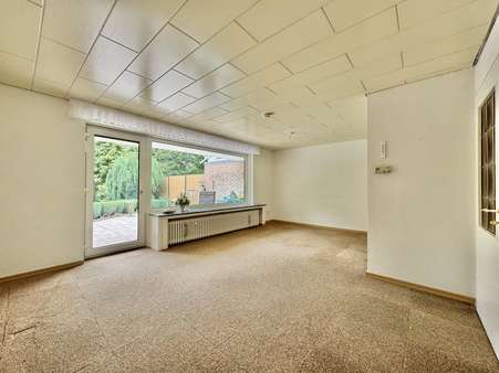 Wohnzimmer - Reihenendhaus in 48527 Nordhorn mit 90m² kaufen