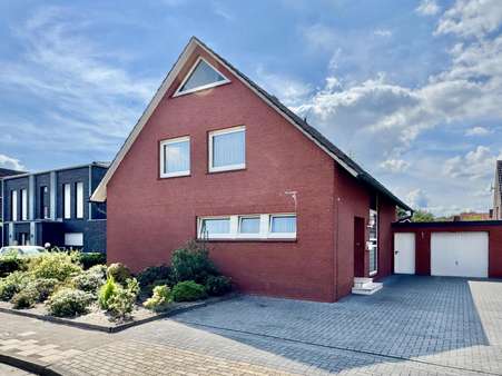 Vorderansicht Vorderansicht - Einfamilienhaus in 48531 Nordhorn mit 146m² kaufen