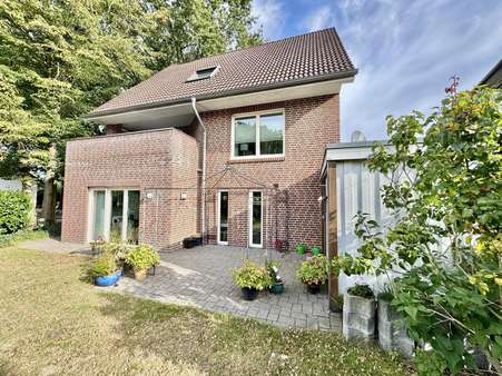 Rückansicht Rückansicht - Erdgeschosswohnung in 48527 Nordhorn mit 80m² kaufen