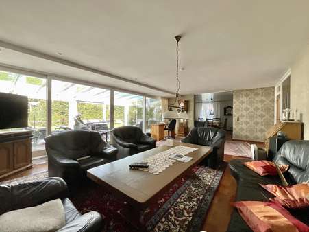 Wohnzimmer - Einfamilienhaus in 48531 Nordhorn mit 222m² kaufen