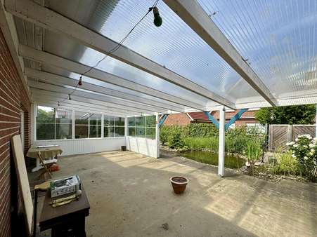 Überdachte Terrasse - Zweifamilienhaus in 48531 Nordhorn mit 184m² kaufen