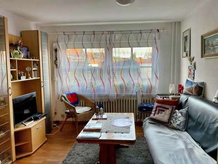 Wohnzimmer - Doppelhaushälfte in 48529 Nordhorn mit 57m² kaufen