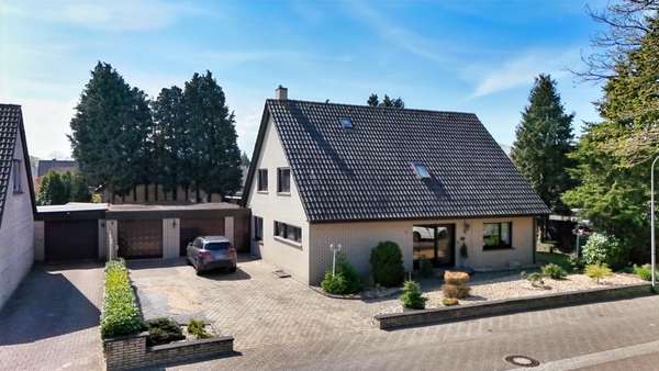 null - Zweifamilienhaus in 48465 Schüttorf mit 223m² kaufen