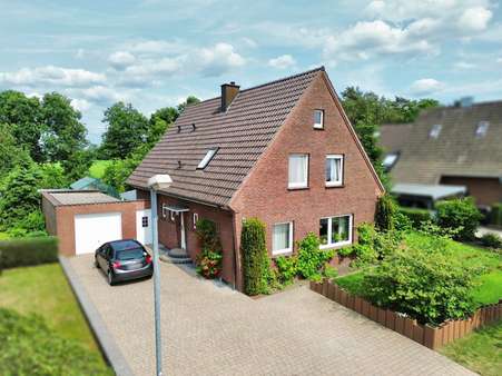 Luftbildaufnahme Luftbildaufnahme - Einfamilienhaus in 48529 Nordhorn mit 166m² kaufen