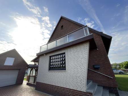 Seitenansicht Seitenansicht - Einfamilienhaus in 38518 Gifhorn mit 154m² kaufen