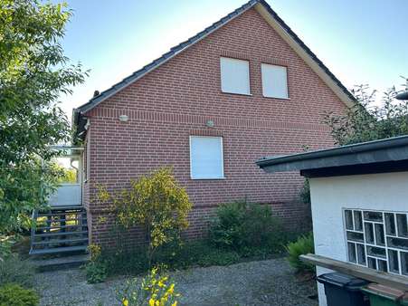 Haus von der Seite - Fertighaus in 29328 Faßberg mit 150m² kaufen