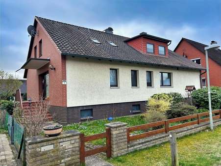 Außenansicht - Zweifamilienhaus in 29313 Hambühren mit 214m² kaufen