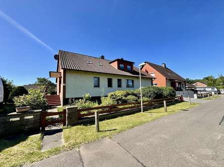 Impression Außen - Zweifamilienhaus in 29313 Hambühren mit 214m² kaufen