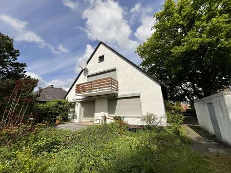 Gartenansicht - Einfamilienhaus in 38448 Wolfsburg mit 157m² kaufen
