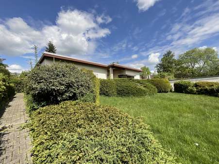 Zugang - Bungalow in 38448 Wolfsburg mit 96m² kaufen