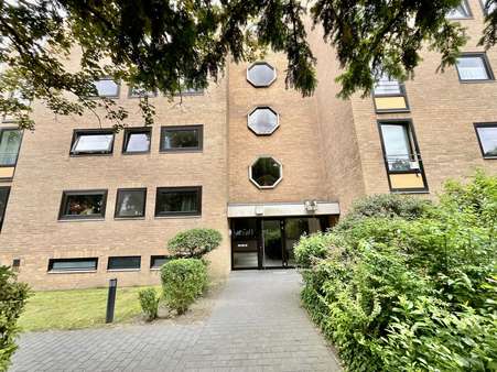 Der Eingangsbereich Der Eingangsbereich - Etagenwohnung in 29221 Celle mit 94m² kaufen