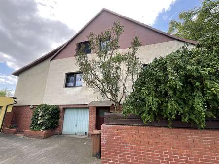Giebelansicht Giebelansicht - Einfamilienhaus in 38527 Meine mit 166m² kaufen