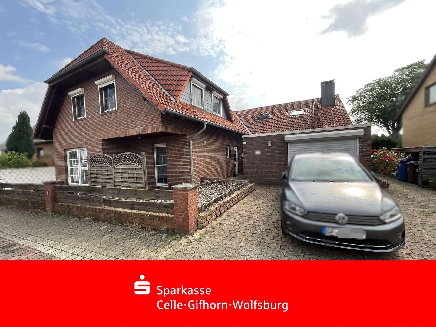 Vorderansicht Vorderansicht - Zweifamilienhaus in 38531 Rötgesbüttel mit 249m² kaufen