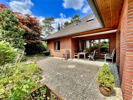 Impressionen Außenbereich - Bungalow in 29313 Hambühren mit 132m² kaufen