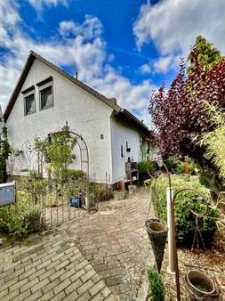 Impressionen Außenbereich - Einfamilienhaus in 29229 Celle mit 137m² kaufen